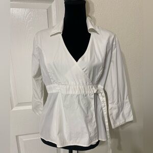 - Vintage Lilly Pulitzer white wrapped Blouse size 10